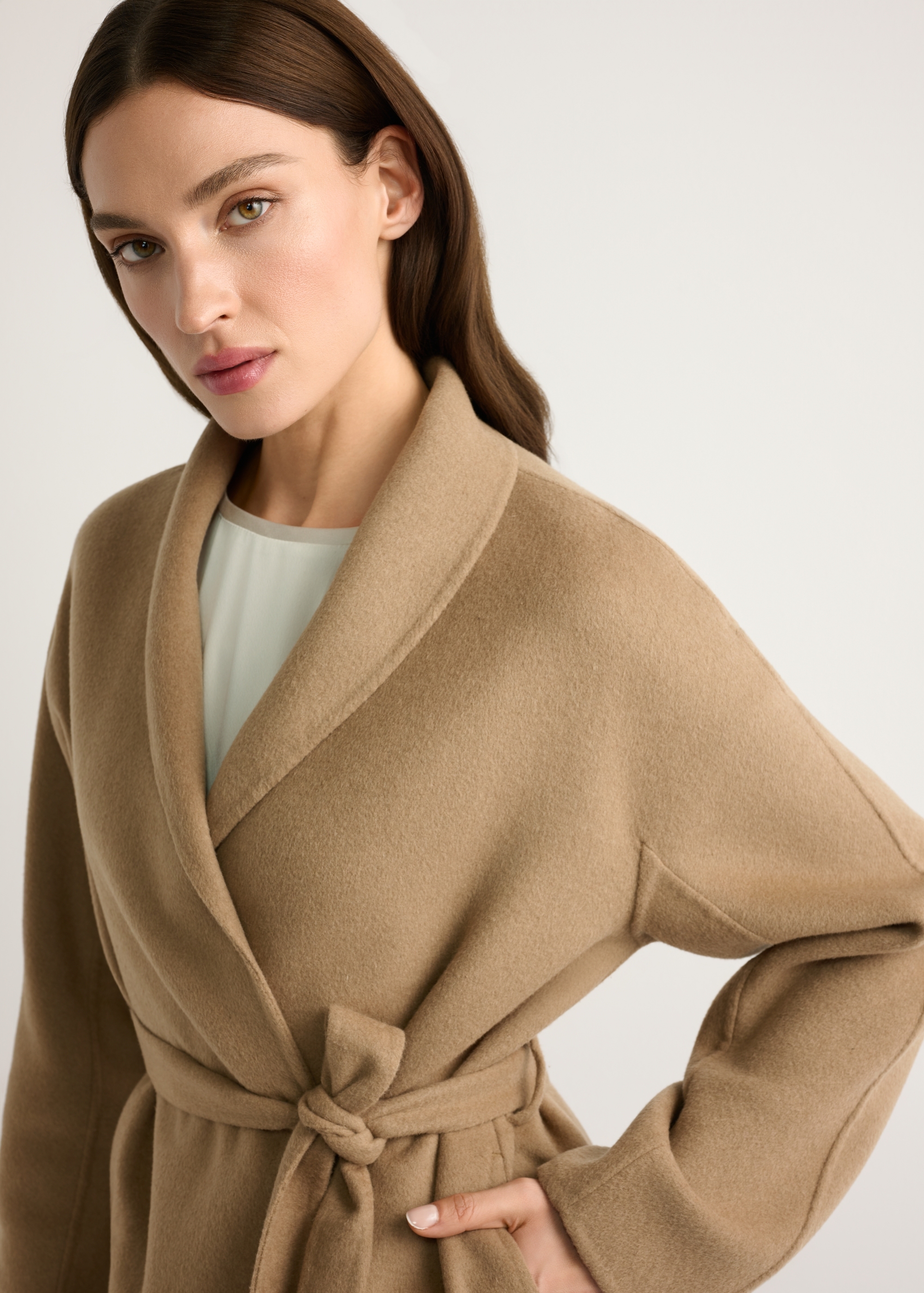 Camelowy płaszcz damski z wełną PLADT-0074-1D(W26)