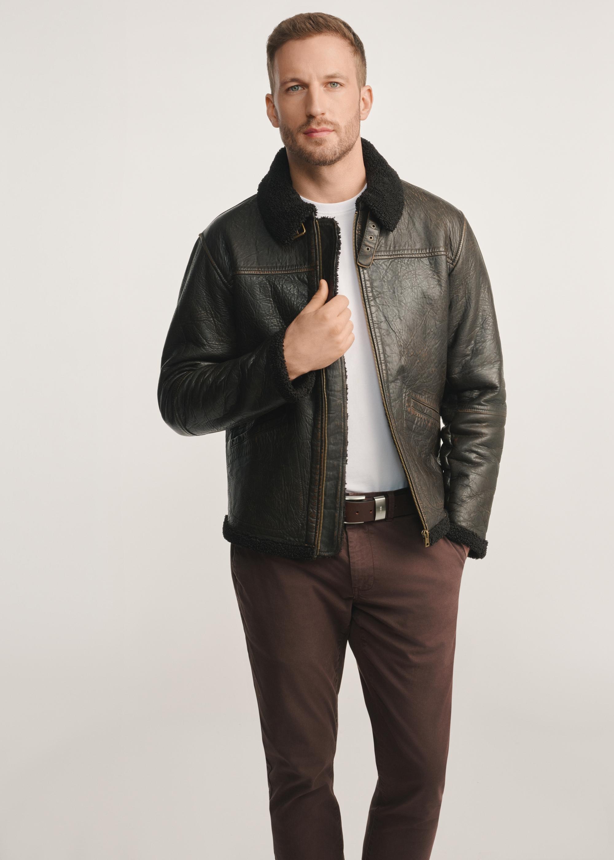 Brązowa skórzana kurtka męska z kożuchem KURMS-0386-0704(Z25) | OCHNIK